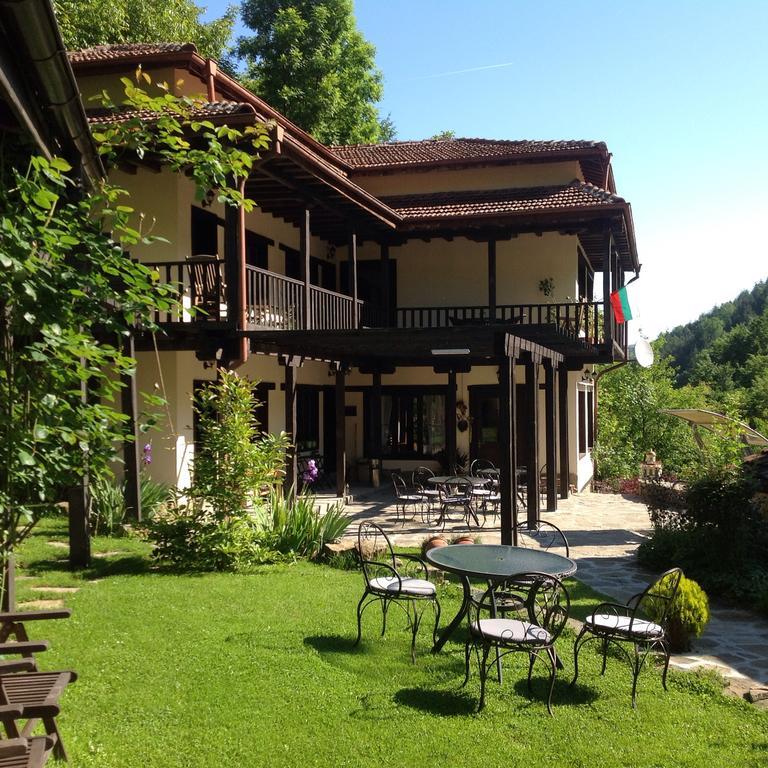 Guest House Verbena Aprilți Exterior foto